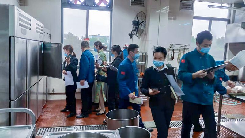 揭秘蜜饯果干：从厂家直销到消费者餐桌的旅程